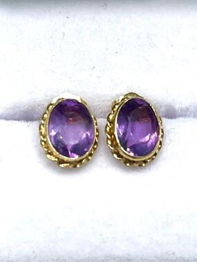 14K 1.5 Ct Amethyst Stud Earrings